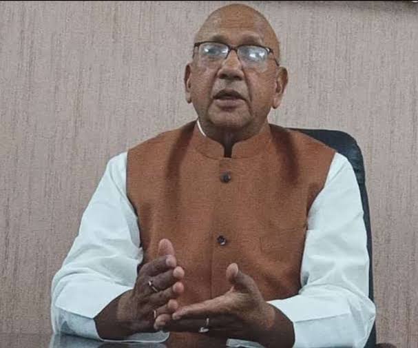 जमशेदपुर पश्चिम में अधूरे सीवरेज कार्यों से जलजमाव, विधायक सरयू राय ने टाटा स्टील यूआईएसएल को पत्र लिख जताई नाराजगी