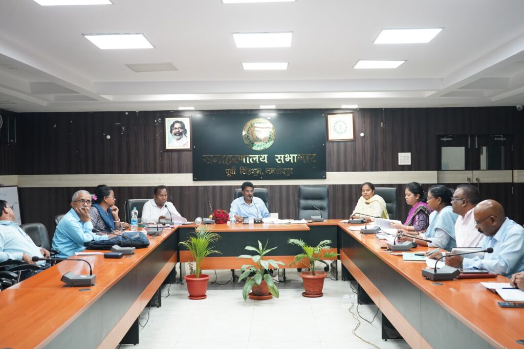 मॉनसून के मद्देनज़र कृषि विभाग की समीक्षा बैठक, उप विकास आयुक्त ने बीज वितरण में तेजी लाने का दिया निर्देश