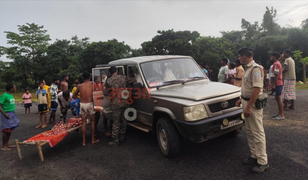 आपदा में सेवा की मिसाल: श्यामसुंदरपुर पुलिस ने दिखाई मानवता, बाढ़ में फंसे युवक की जान बचाने में निभाई अहम भूमिका