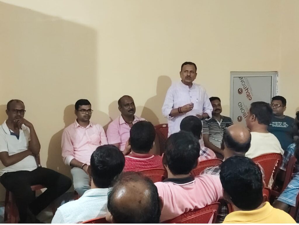 सभी महिलाओं को मिले मंईयां योजना का लाभ: डॉ. दिनेशानंद गोस्वामी