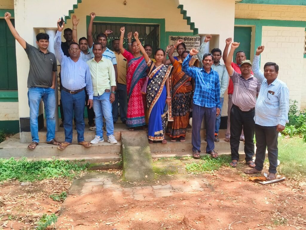 चाकुलिया: सहायक अध्यापक संघ की बैठक में विधानसभा घेराव को लेकर बनी रणनीति, 6 अगस्त को रांची रवाना होंगे शिक्षक