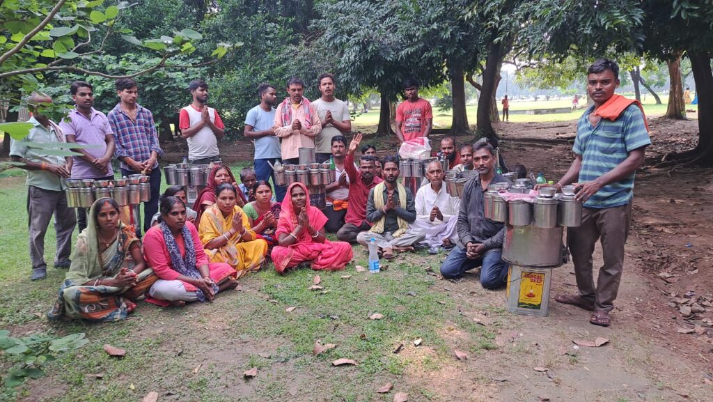 जुबिली पार्क से खदेड़े गए खोमचे वाले, 40 साल पुराना रोजगार संकट में; सांसद से लगाई गुहार