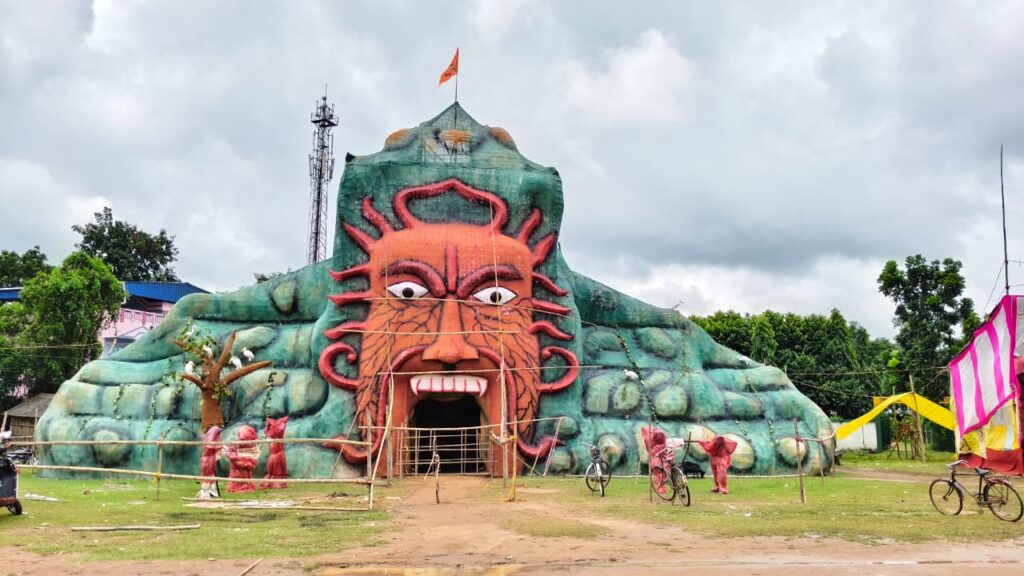 मानुषमुड़िया में भव्य दुर्गा पूजा पंडाल का उद्घाटन, आदिम से आधुनिक सभ्यता पर आधारित थीम आकर्षण का केंद्र