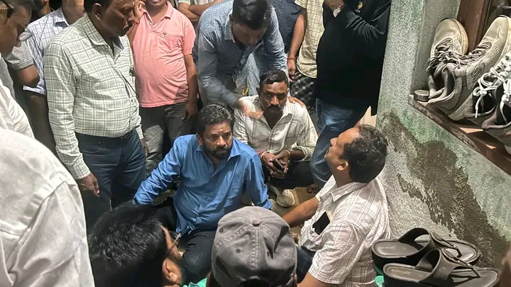 विधायक समीर कुमार मोहंती ने जताया शोक, झामुमो नेता असीत मिश्रा की धर्मपत्नी के निधन पर परिवार से की मुलाकात