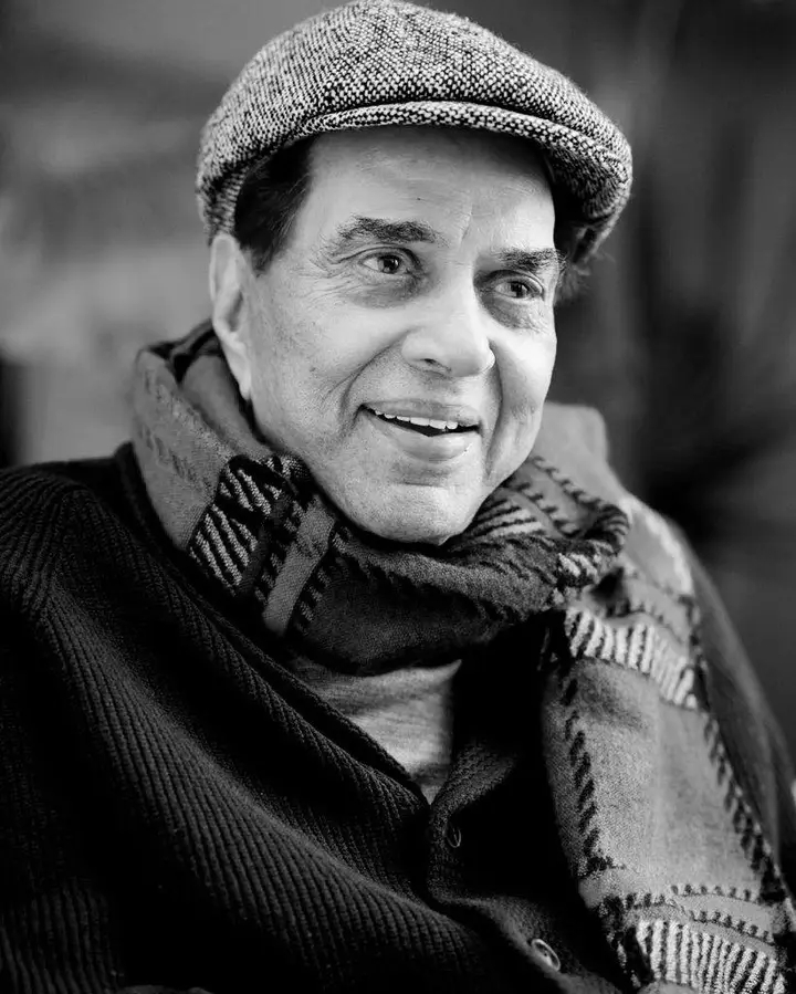 बॉलीवुड आइकन धर्मेंद्र का निधन, 90वें जन्मदिन से पहले बुझ गया एक चमकता सितारा