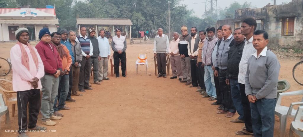 विशिष्ट साहित्यकार व स्वतंत्रता सेनानी डॉ. राधानाथ रथ की जयंती बहरागोड़ा में हर्षोल्लास के साथ मनाई गई