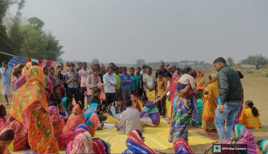 ‘मंईया योजना’ फॉर्म वसूली विवाद के बाद प्रशासन ने किया विशेष कैंप, लाभुकों को मिली राहत