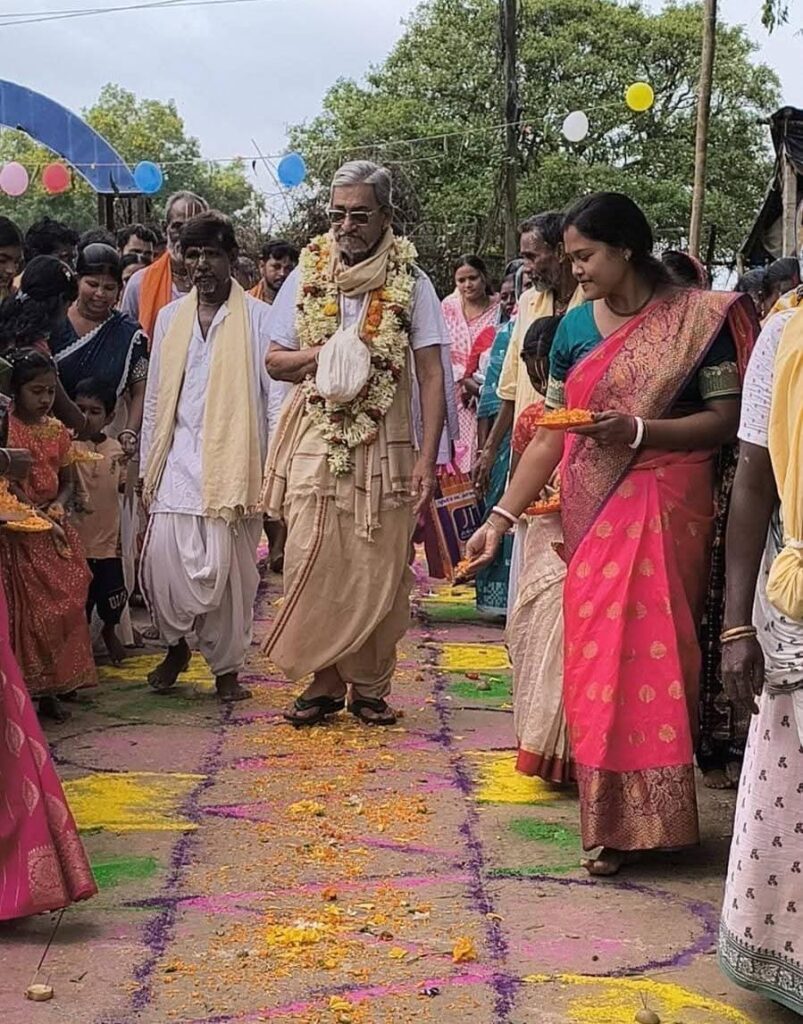 तेंतूलडांगरा गांव में एकदिवसीय वैष्णव सेवा का आयोजन, महंत कृष्ण केशबानंद देव गोस्वामी रहे उपस्थित