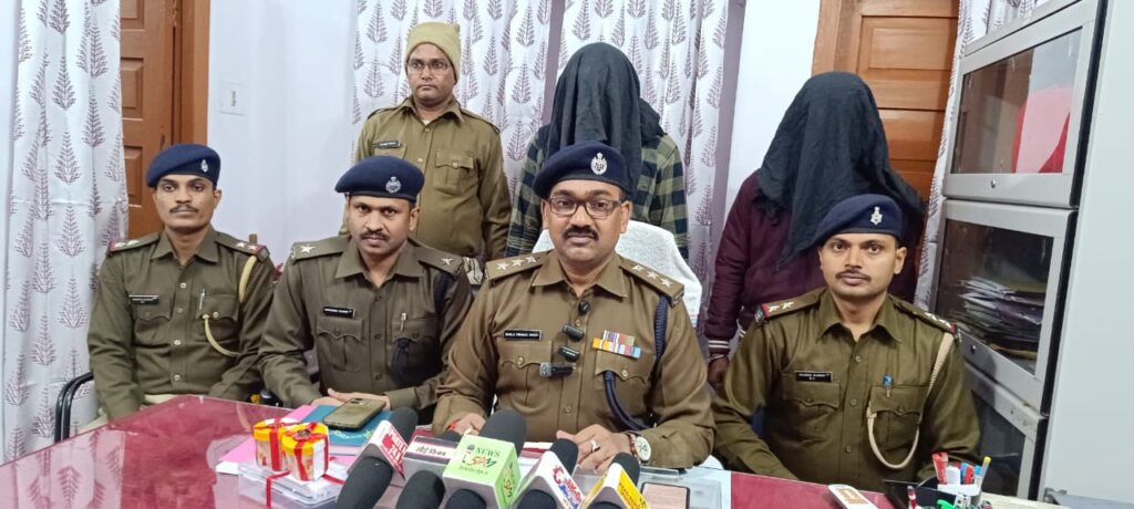 ऑपरेशन प्रहार का असर: जमशेदपुर में 58 पुड़िया ब्राउन शुगर के साथ दो तस्कर धराए