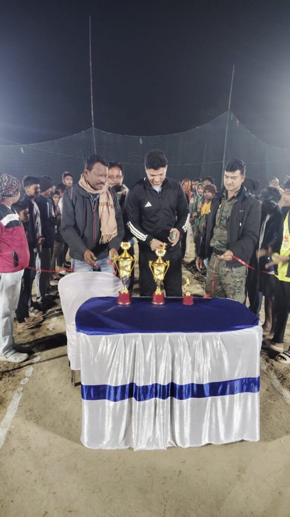 बहरागोड़ा में क्रिकेट का उत्सव, पांचरुलिया क्लब ने कराया रात्रि टूर्नामेंट